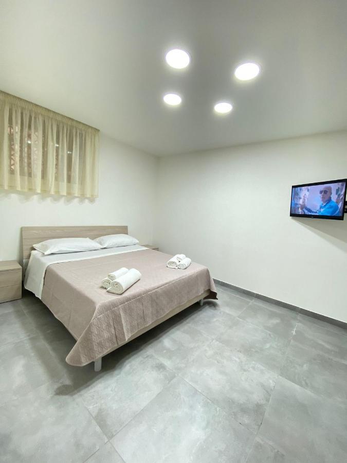 The Gate Apartment Наполи Екстериор снимка